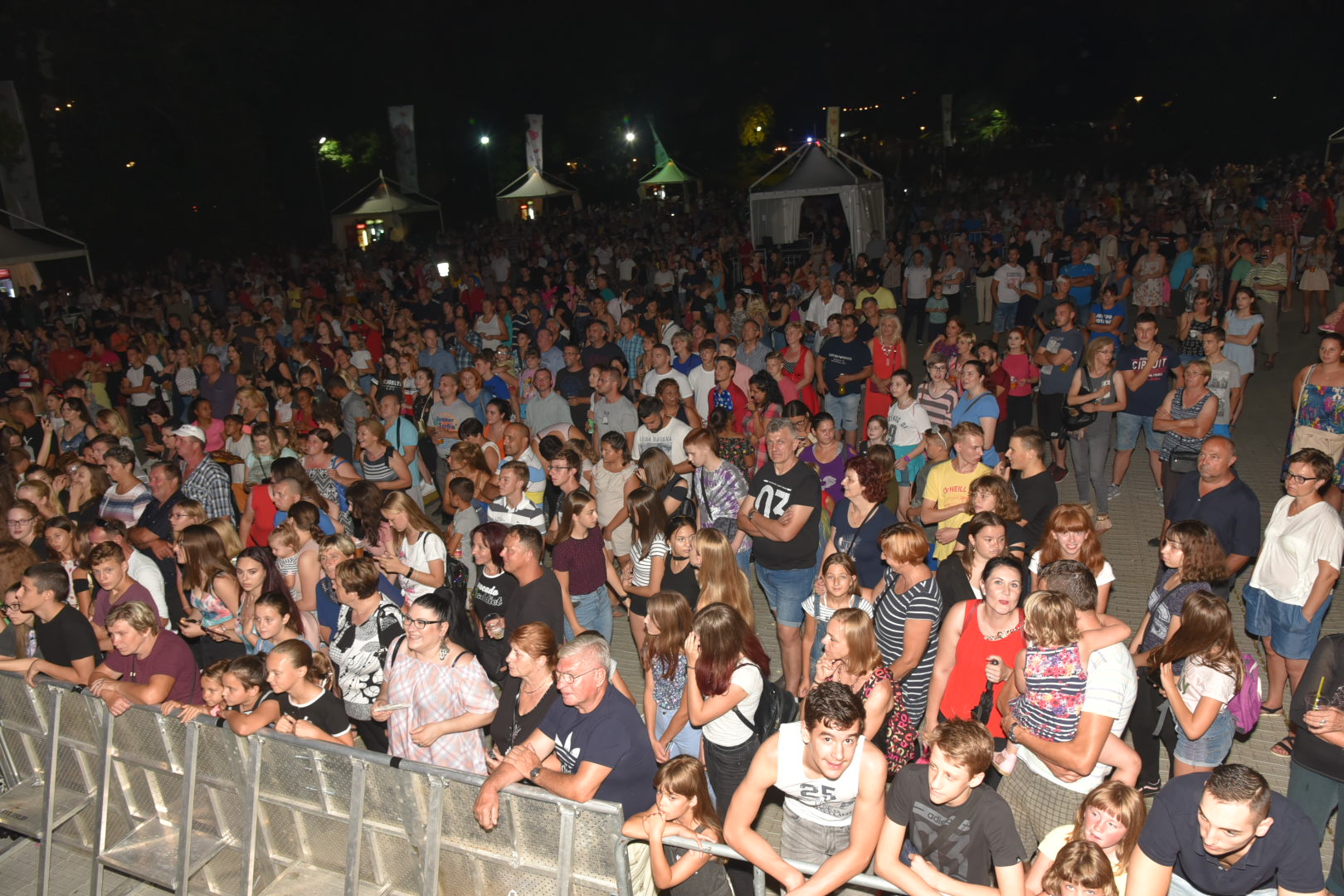 Vrckava Maja Šuput rasplesala publiku u jezeru Staroga Grada