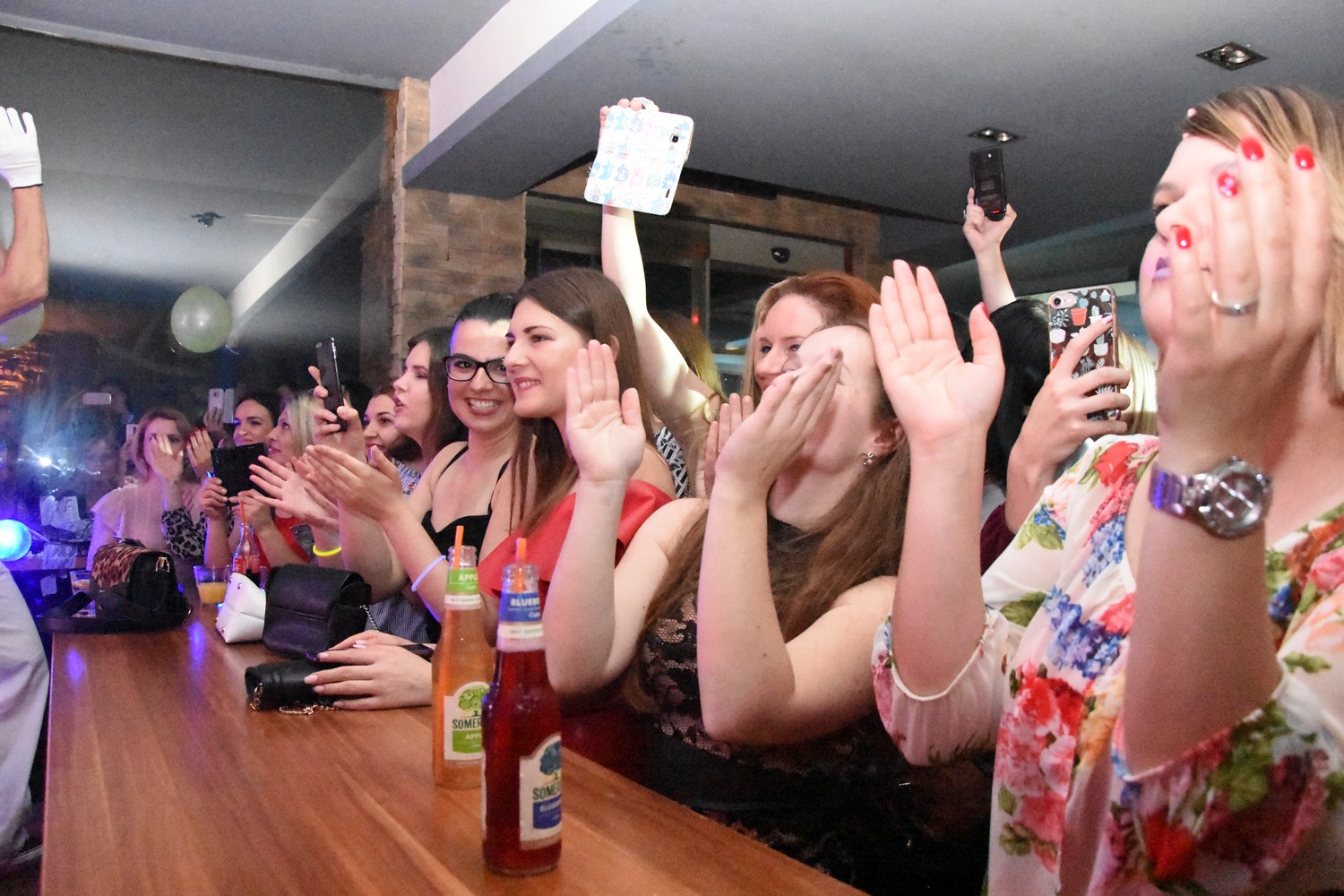 Nastup erotskih plesača u čakovečkom Paladinu