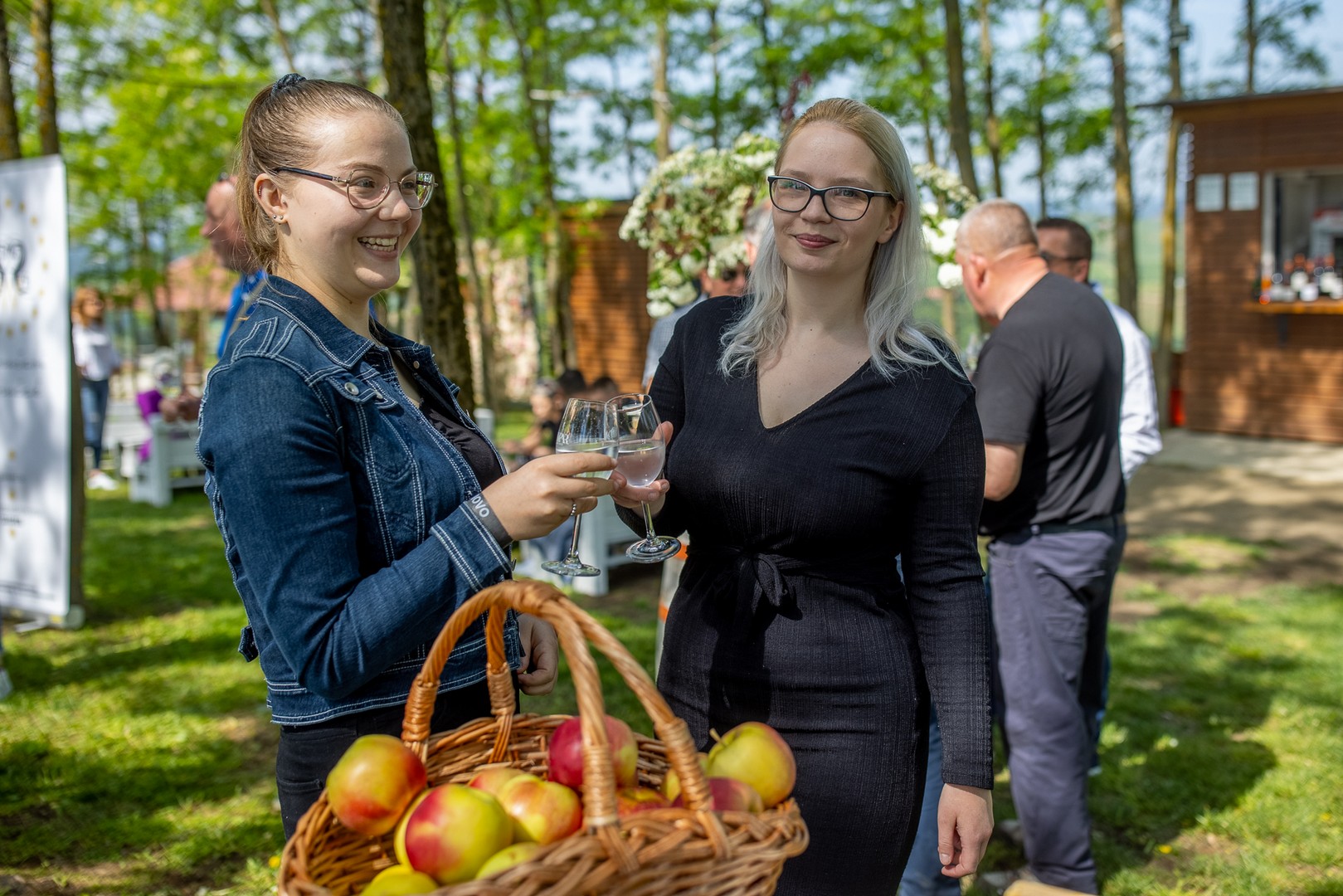Na Mađerkinom bregu održan Pjenušavi doručak u vinogradu