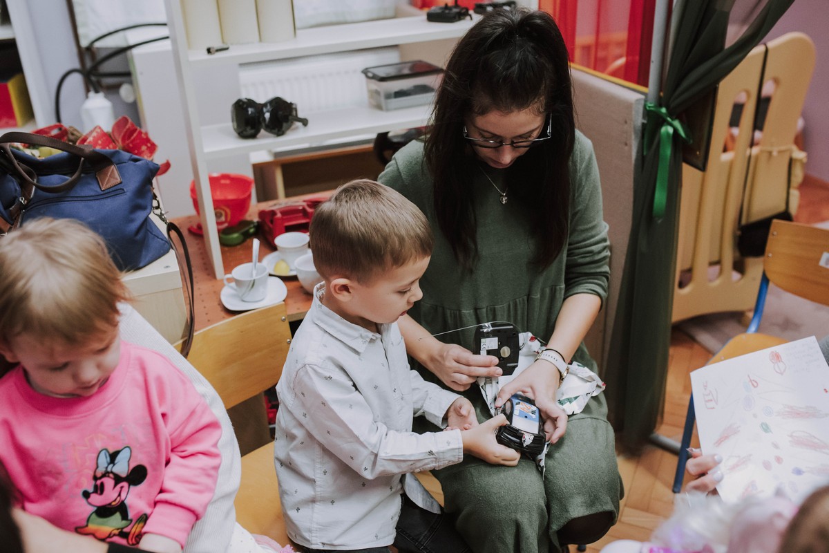 UZBUDLJIVE AKTIVNOSTI Mališani skupine Trešnjice uživali u pravoj Božićnoj čajanci