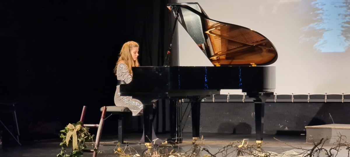 Dora Rebernik svirat će uz bok s najboljim hrvatskim glazbenicima