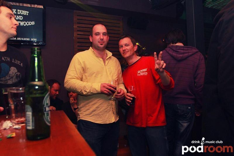 slika0018 Podroom (Srijeda, 18.4.2012) slika0018 Podroom (Srijeda, 18.4.2012)