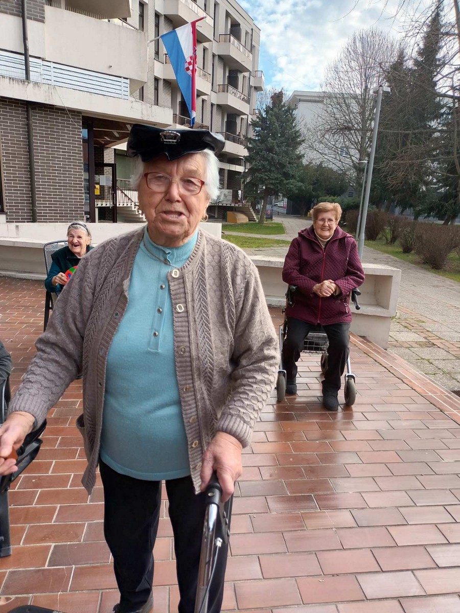 Maškare u Domu za starije i nemoćne Čakovec: Stigli i mališani iz vrtića ‘Cipelica’