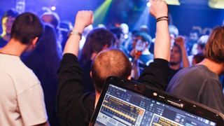 slika0002 Podroom (Subota, 30.3. – DJ Yapa)