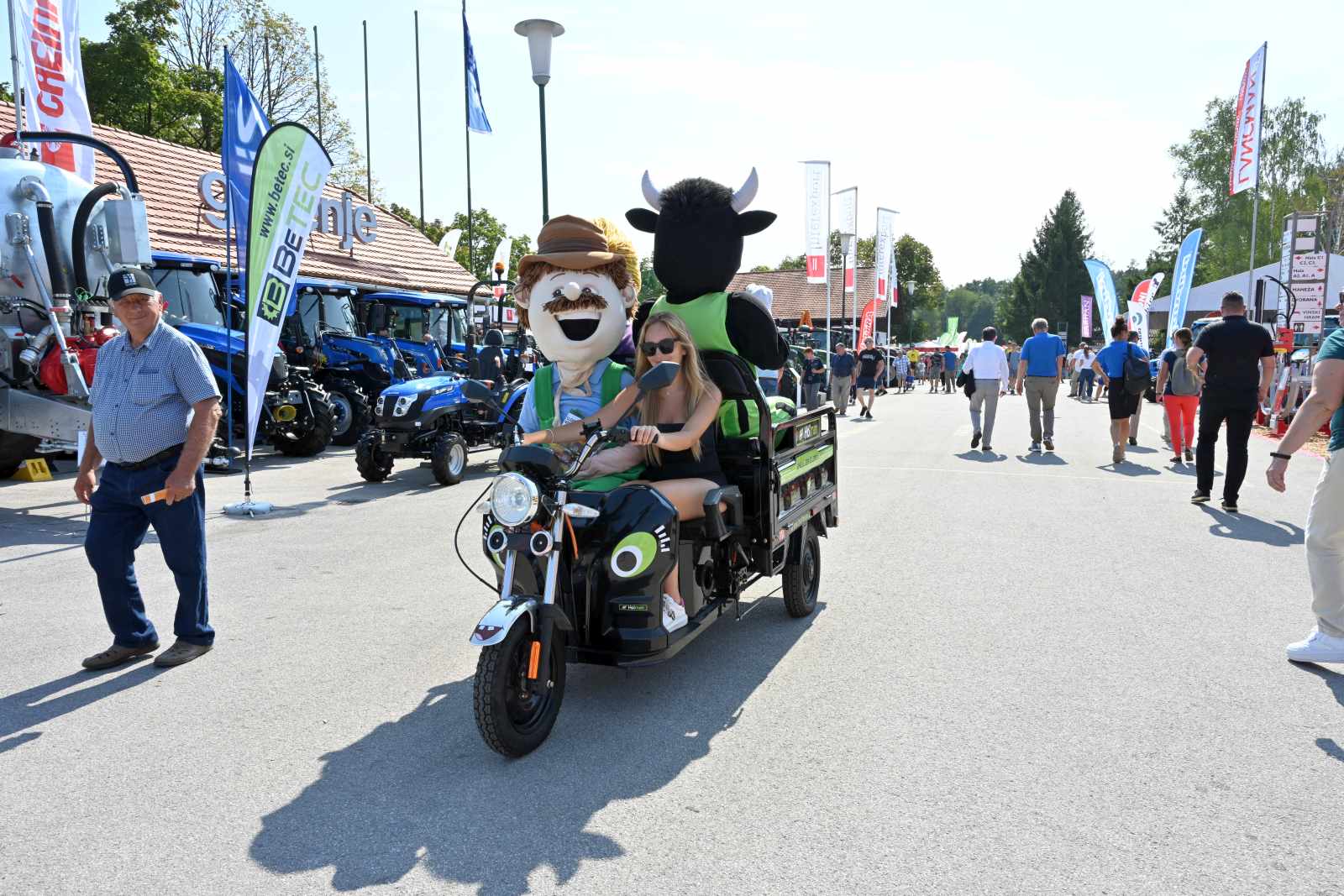 agra 2024 (37) agra 2024 (37)