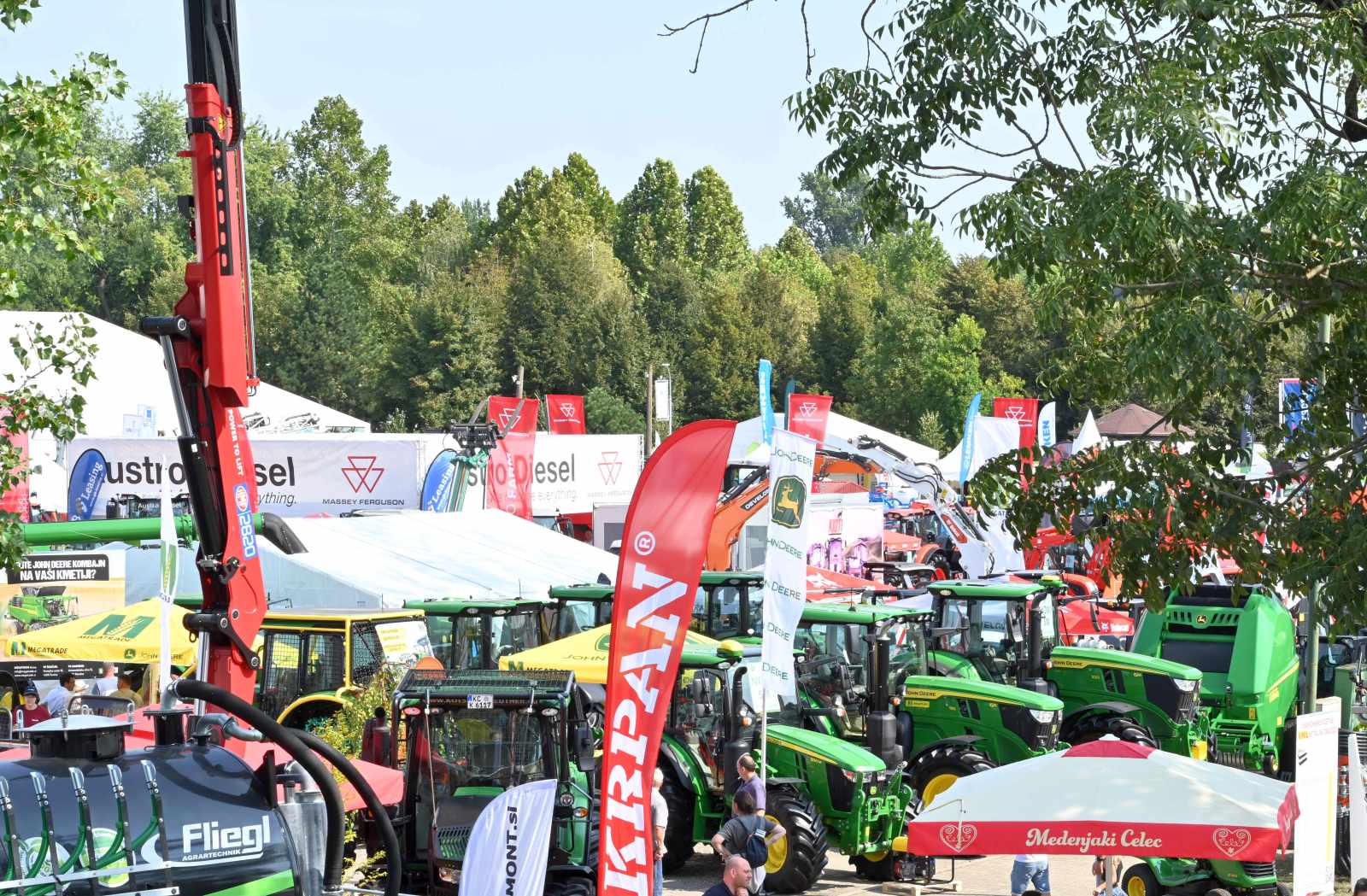 agra 2024 (39) agra 2024 (39)