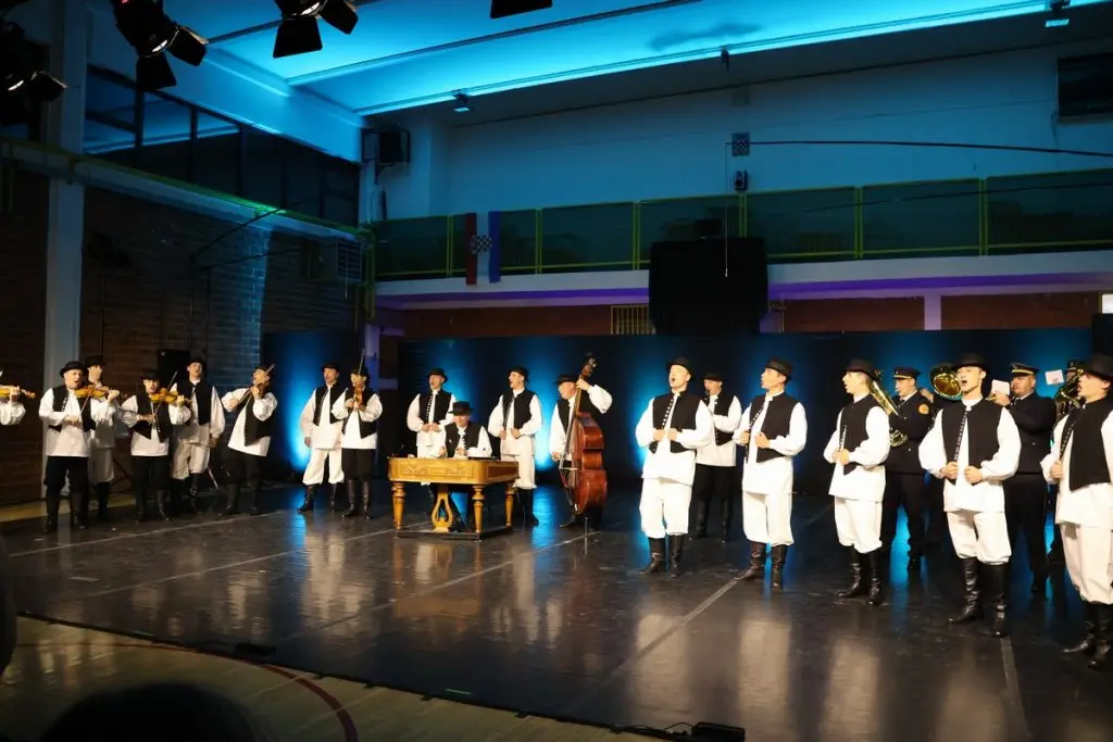 ansambl lado donja dubrava MŽ (55)