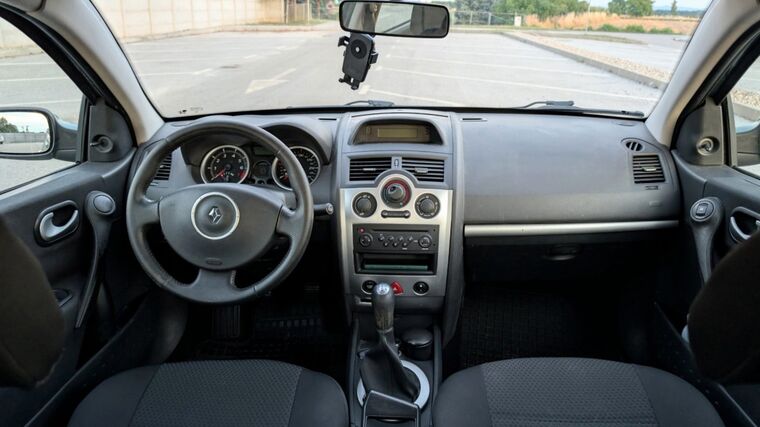 auto3_2_optimized.jpeg auto3_2_optimized.jpeg