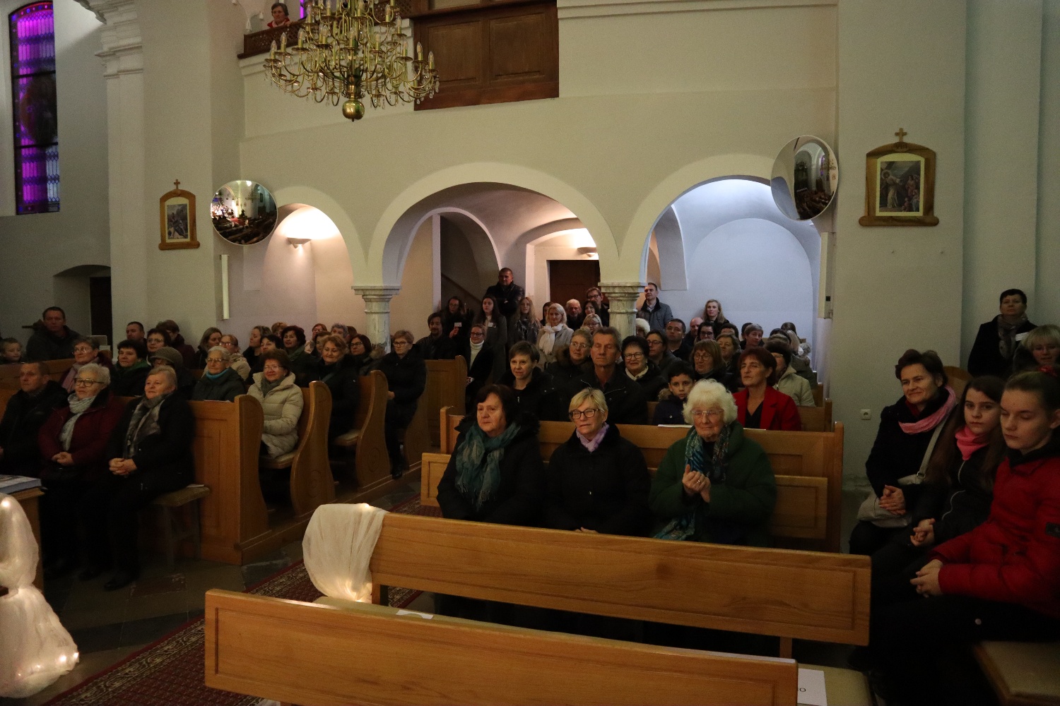 FOTO Adventsko-božićni koncert HKUU Sveti Martin