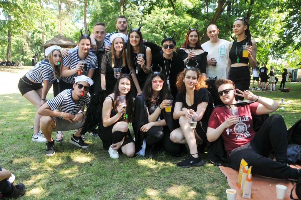 Maturanti se zabavljaju u čakovečkom parku