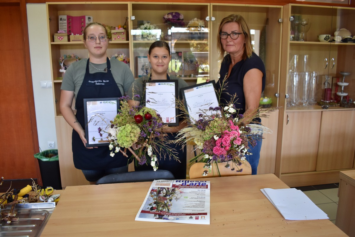 CHIARA I MAGDALENA Veliki uspjeh mladih cvjećarki