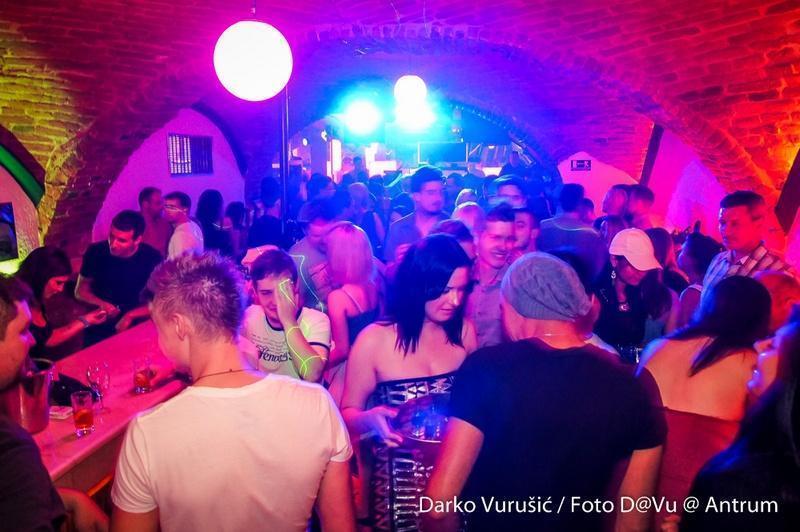 slika00043 Antrum (Subota, 28.6.2014. – Sandra Afrika)