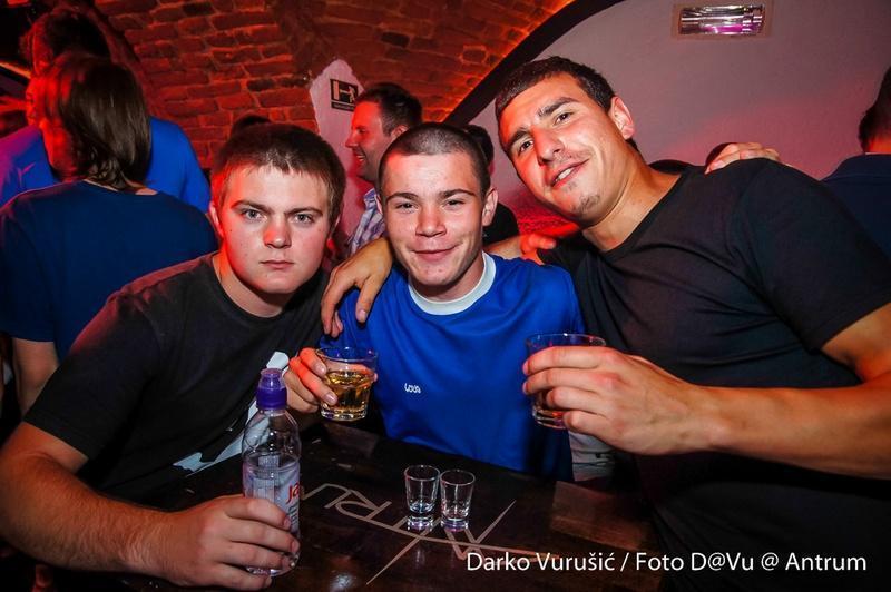 slika00062 Antrum (Subota, 28.6.2014. – Sandra Afrika)