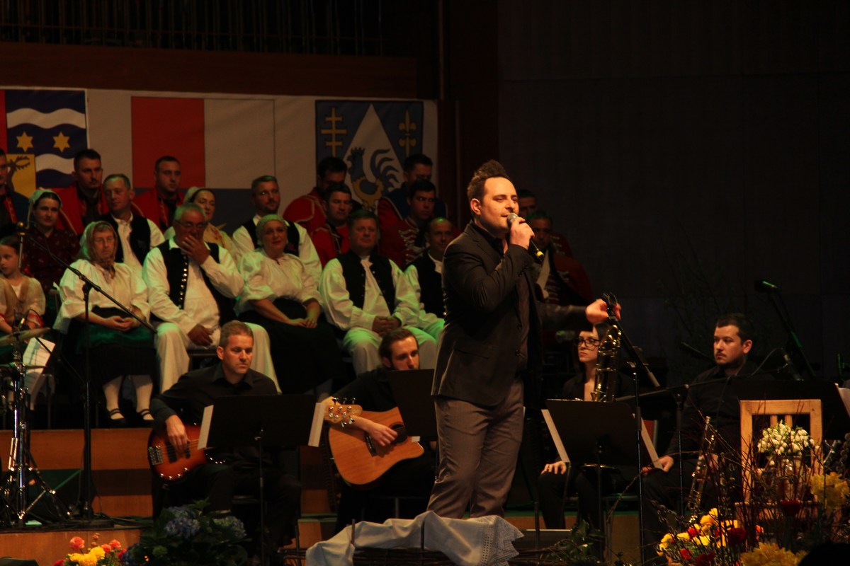 Kajkavci u Lisinskom