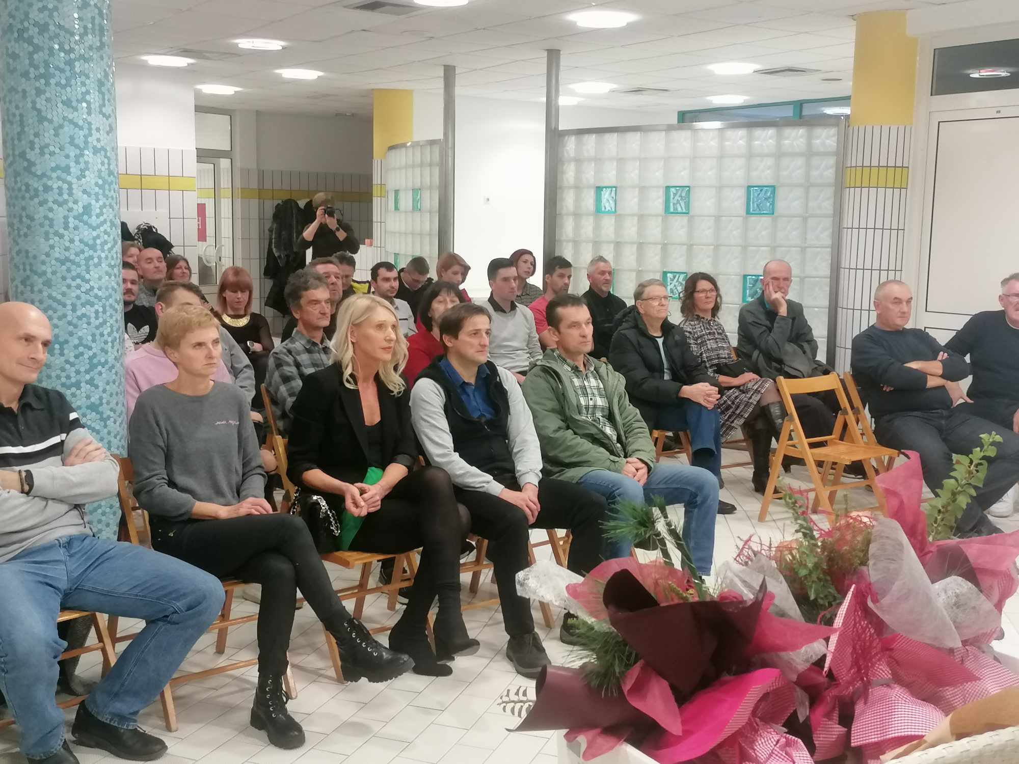 Image 5923357 (auto) Image 5923357 (auto)