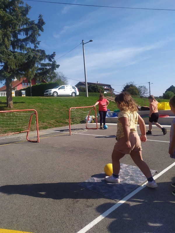 SPORT I DRUŽENJE Mališani iz vrtića ‘Maslačak’ uključili su se u obilježavanje Europskog tjedna sporta
