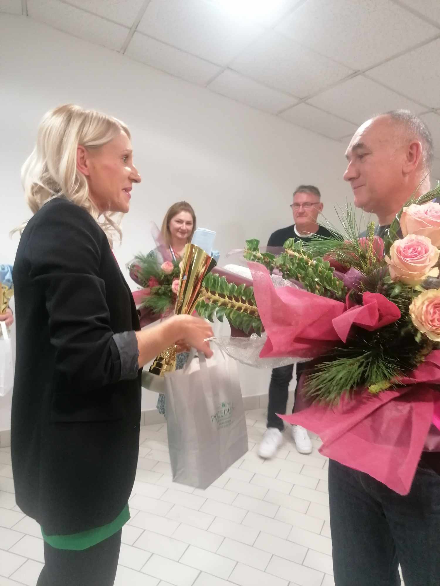 Image 5923313 (auto) Image 5923313 (auto)