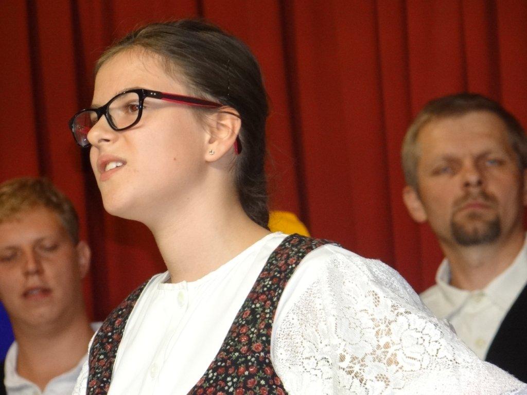 Prvi dječji folklorni susreti u Žiškovcu