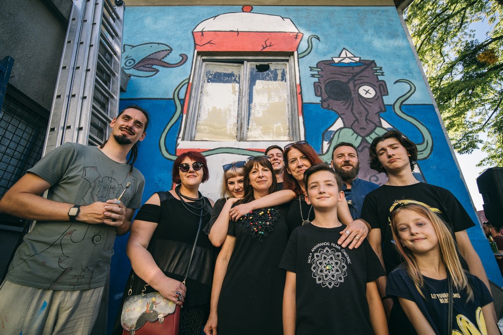 EMOTIVNA ZAHVALA OBITELJI MARCIUŠ Krešin mural najljepša je posveta našem Emilu