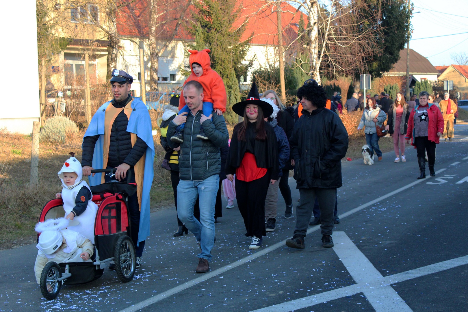 Maškare okupirale Zasadbreg 28. godinu za redom