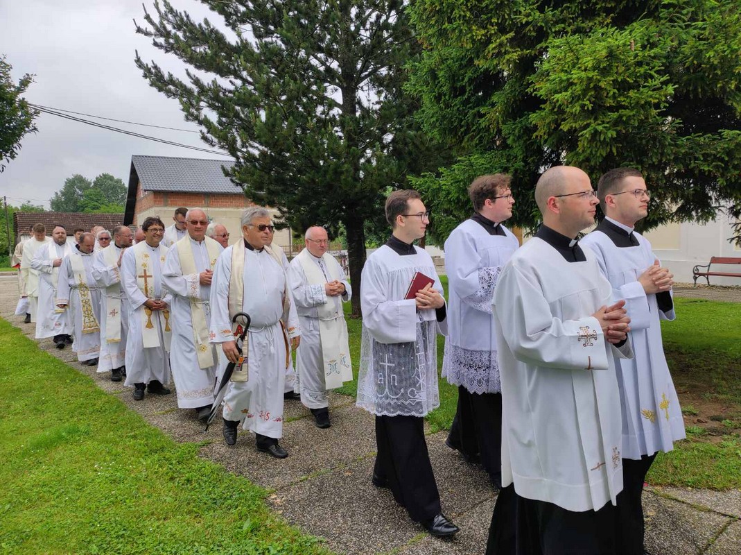 Mlada misa u Kotoribi