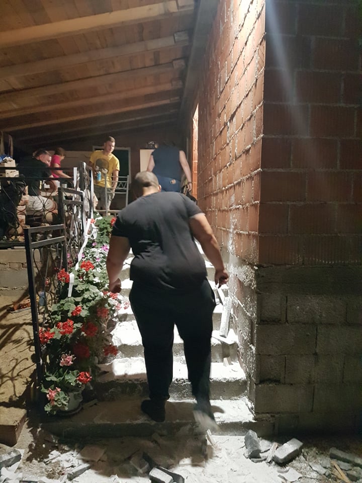 FOTO Potepanje ih nije mimoišlo: Zaručili su se Jurica Kovačić i Melani Žganec!