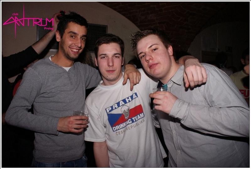 slika0085 Antrum (Subota, 5.1.2013.) slika0085 Antrum (Subota, 5.1.2013.)