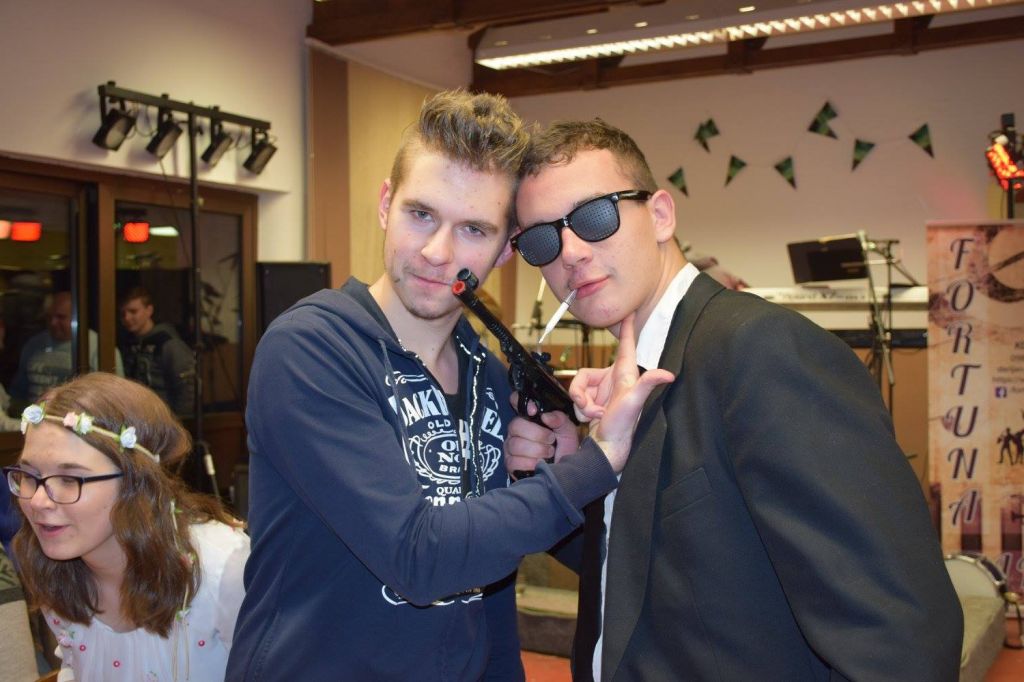 2702401510642045170651176570109008944603739o357319