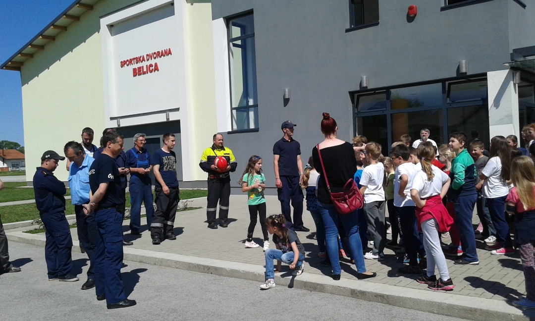 201505071057351568046