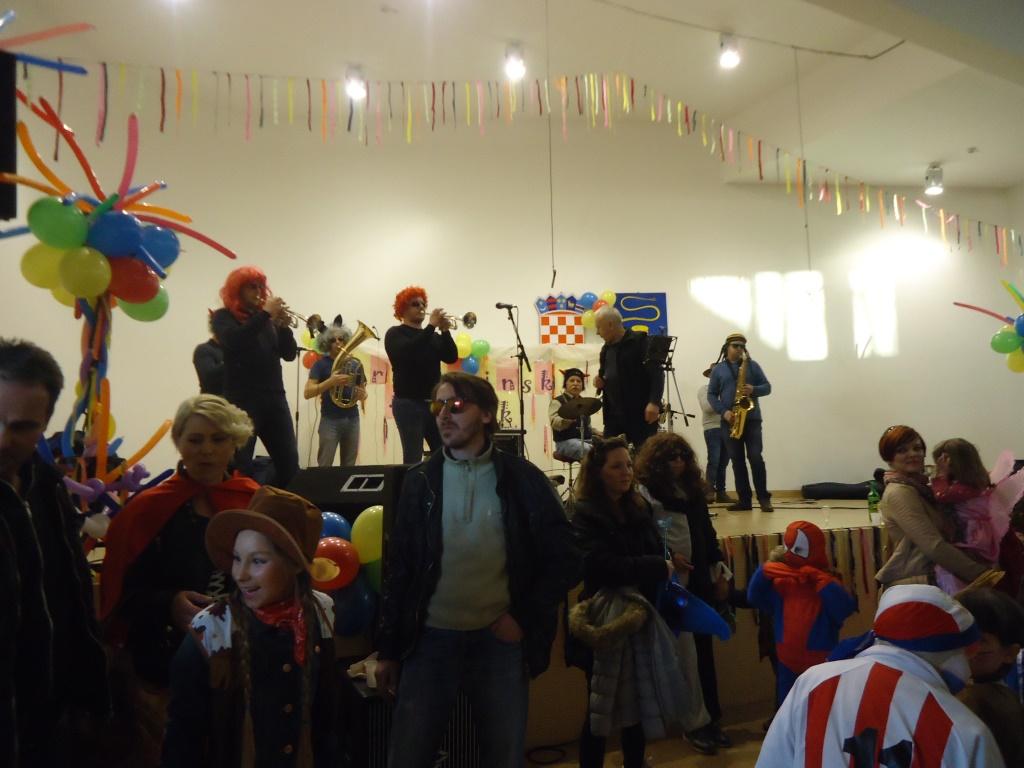 maskarestrah04273265