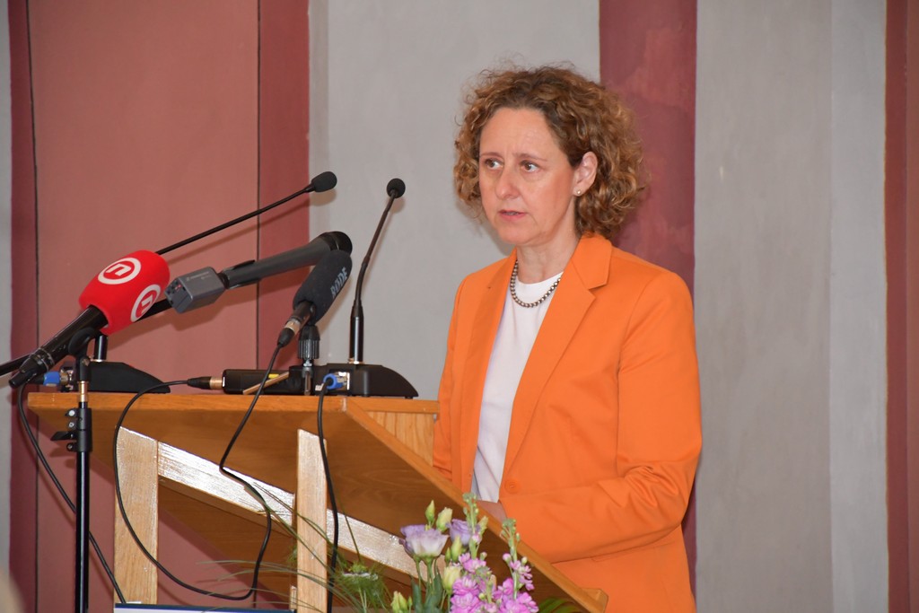 SVEČANA DODJELA Ministrica Nina Obuljen Koržinek uručila UNESCO-ove povelje za međimursku popevku