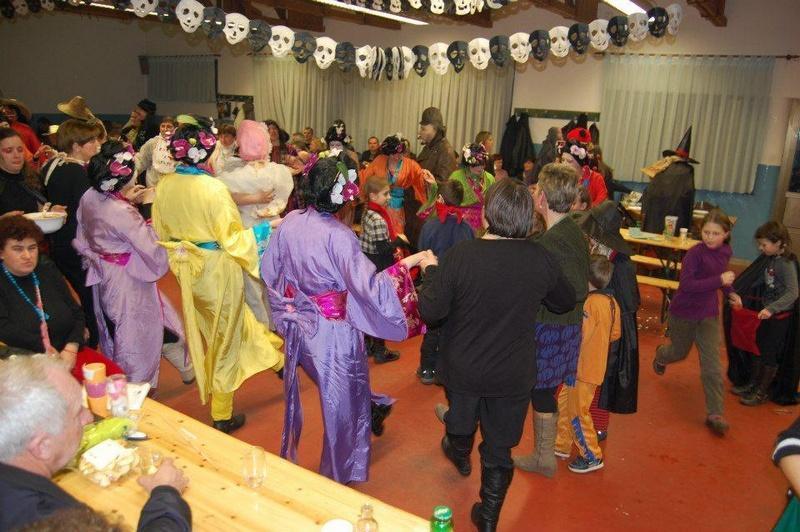 slika0022 Fašnički maskenbal u Zasadbregu (Subota, 2.2.2013.)