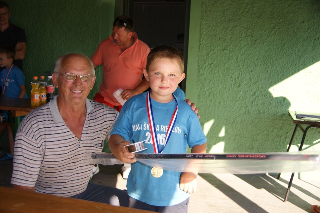 malaskolaribolovadonjimihaljeve