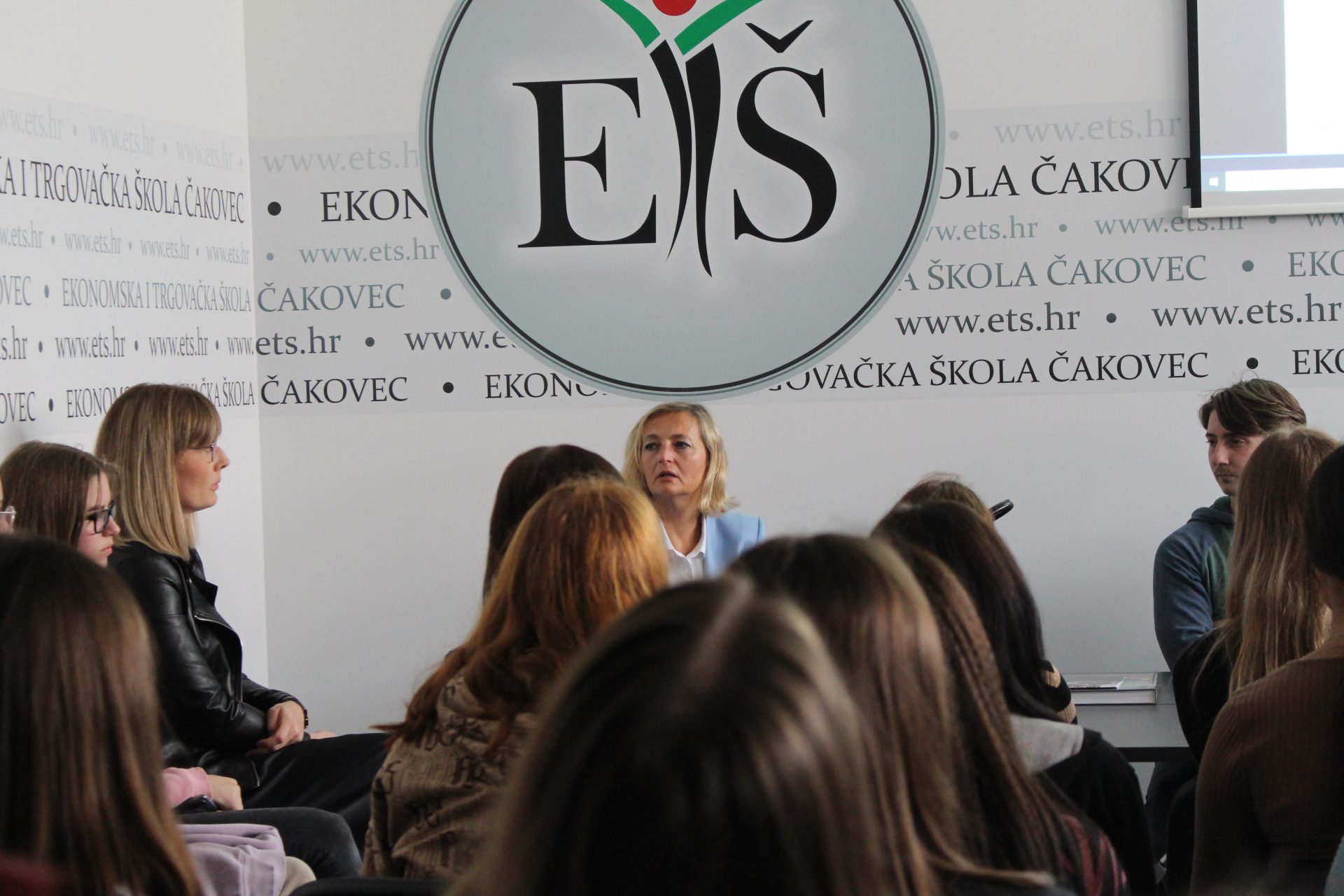 Dani Erasmusa u Ekonomskoj i trgovačkoj školi Čakovec