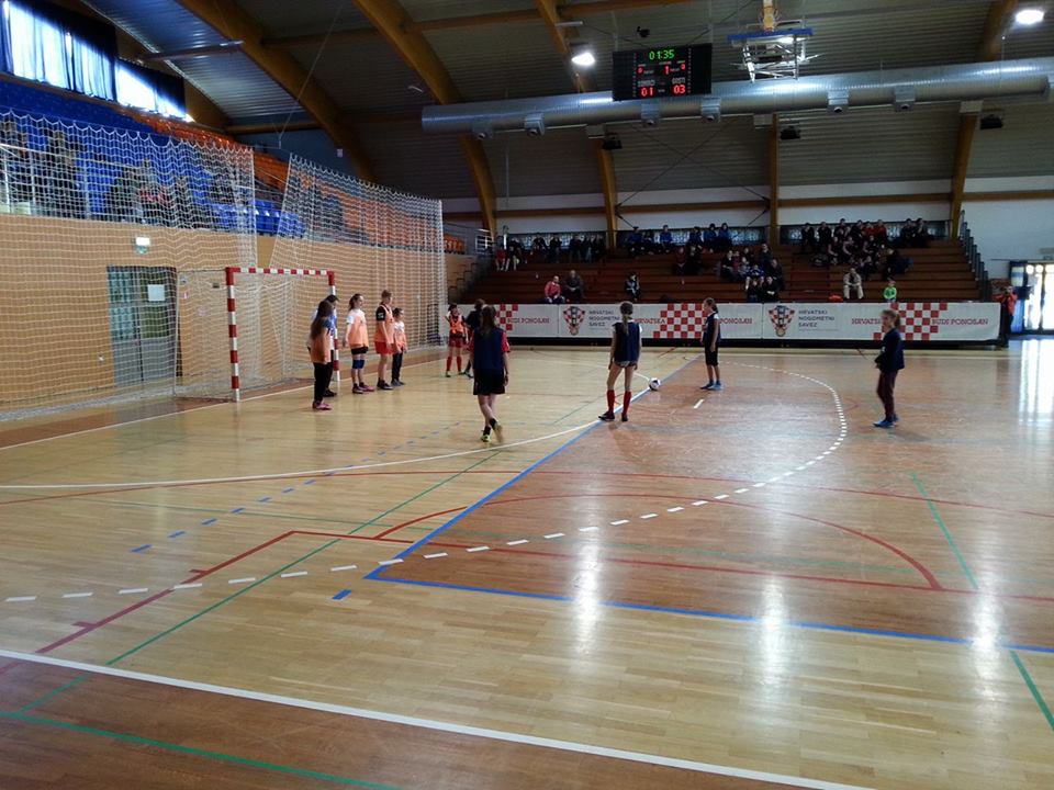 1276774410004597633606011669471