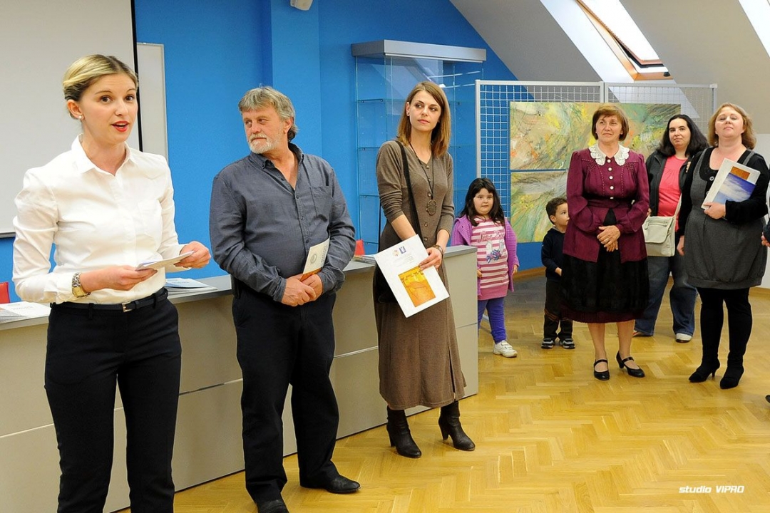 287411816dsc7438966263