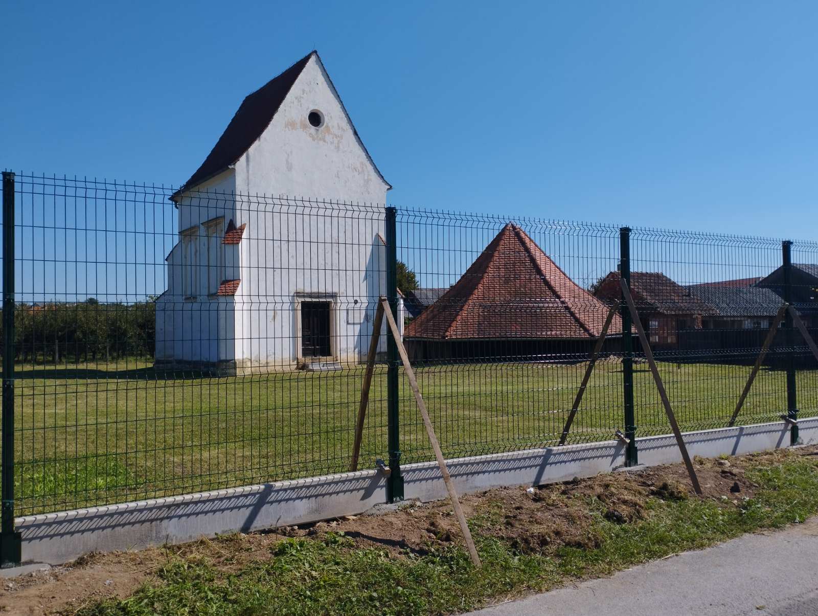 Nova ograda Kompleksa svete Jelene u Šenkovcu