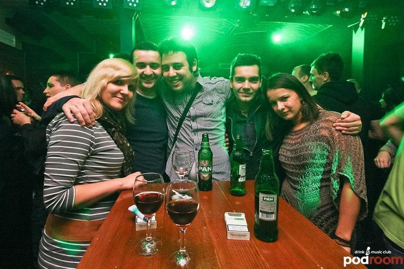 slika0009 Podroom (Subota, 17.11. – Pop Mash & House Smash – DJ Nixou)