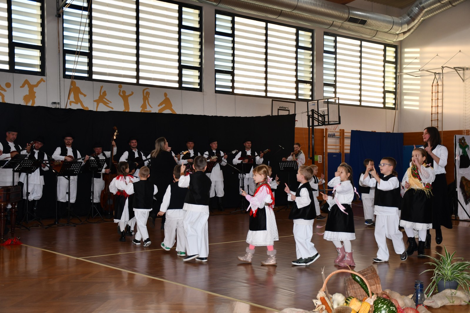 ČUVARI TRADICIJE Godišnja priredba KUD-a Belica
