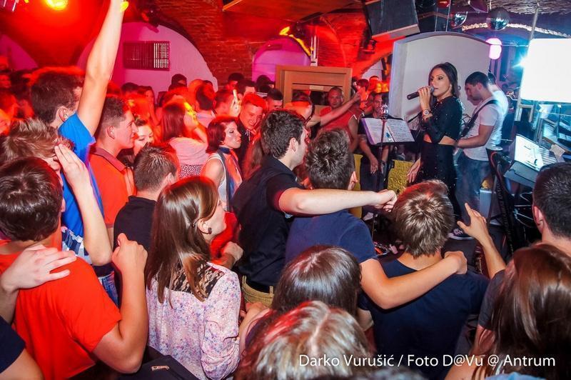 slika00037 Antrum (Subota, 28.6.2014. – Sandra Afrika)