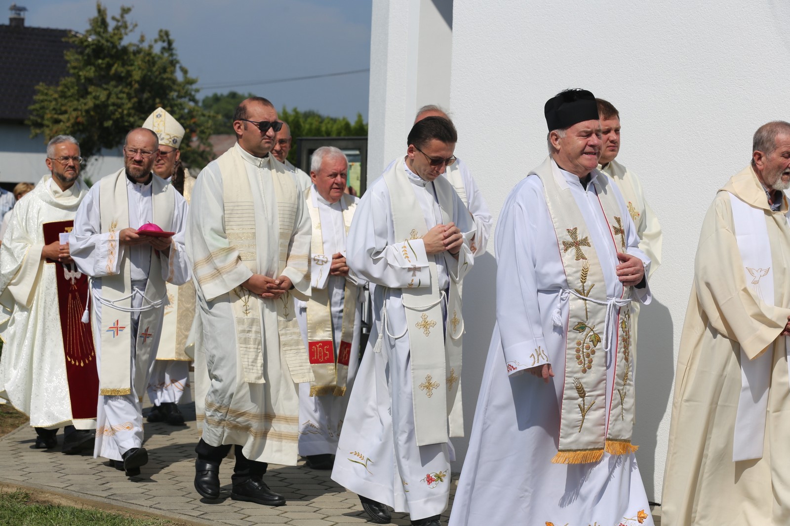 Trostruko slavlje u Svetištu Kraljice Srca u Maloj Subotici