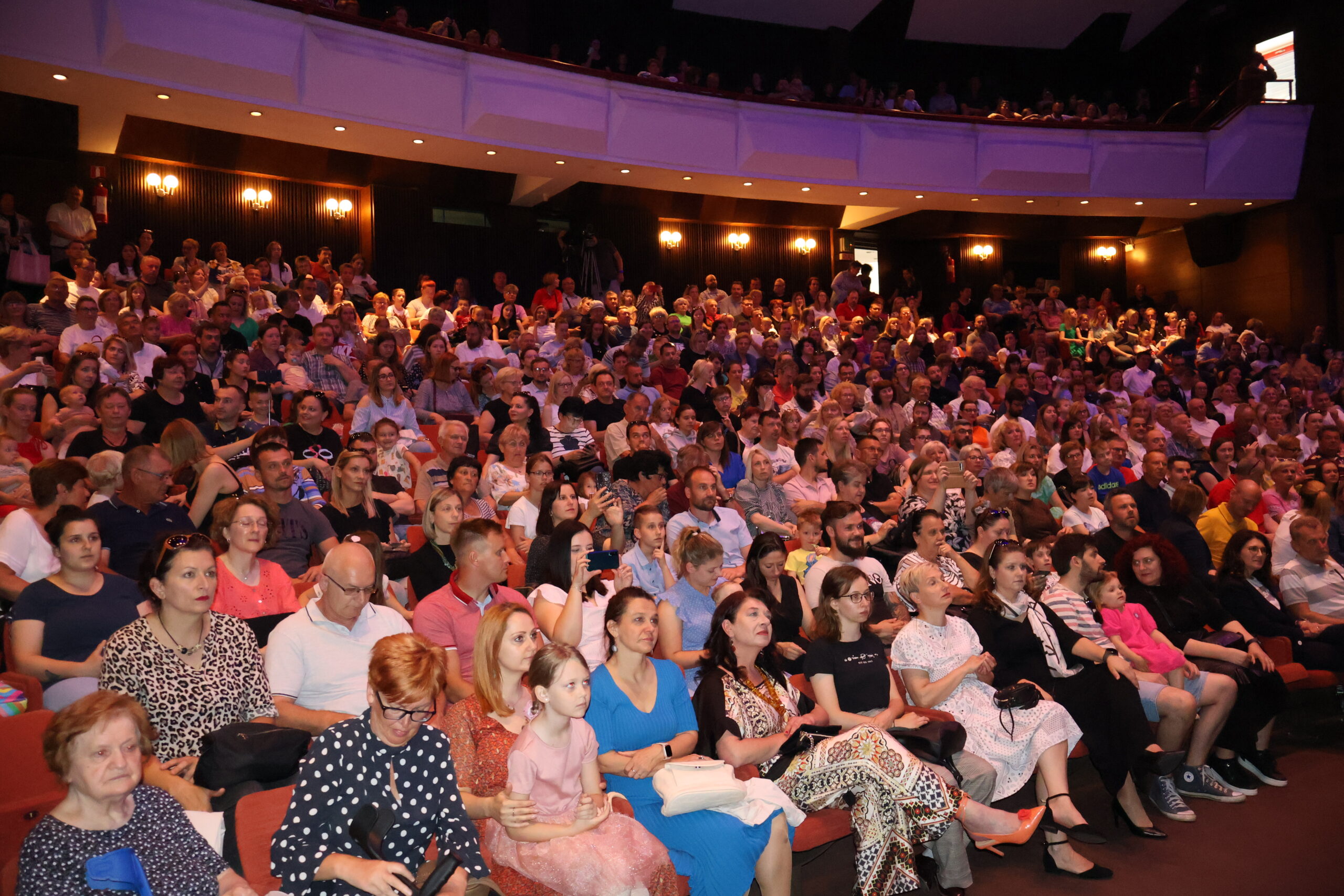 SRETNO U ŠKOLI Vrtićki maturanti DV “Cvrčak” Čakovec održali svoju završnu svečanost