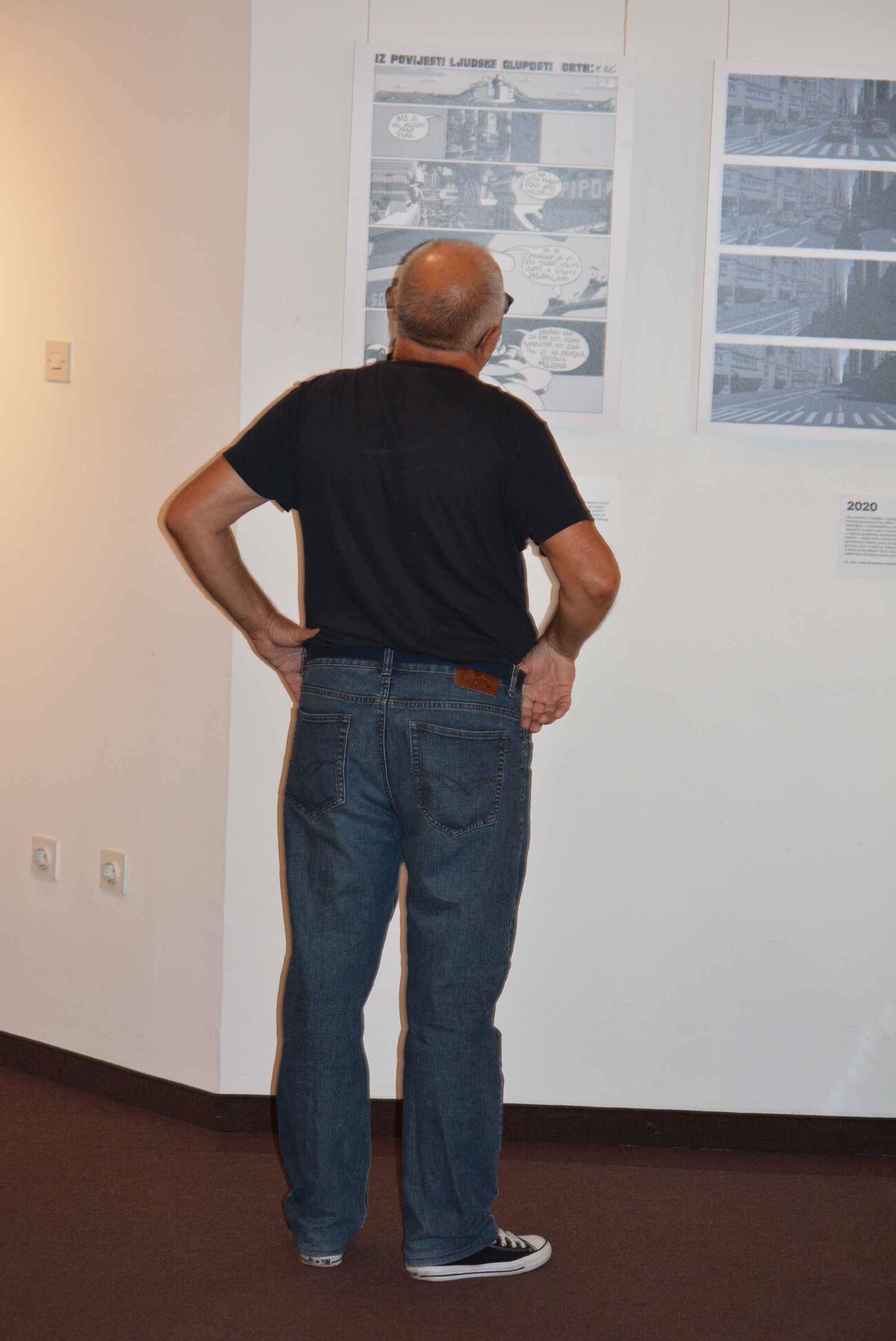 CZK ČAKOVEC Pogledajte kako je bilo na otvorenju očaravajuće izložbe poznatog grafičkog dizajnera Mirka Ilića