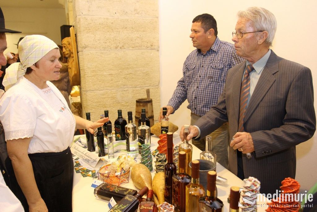 nocmuzejacakovec0022110945