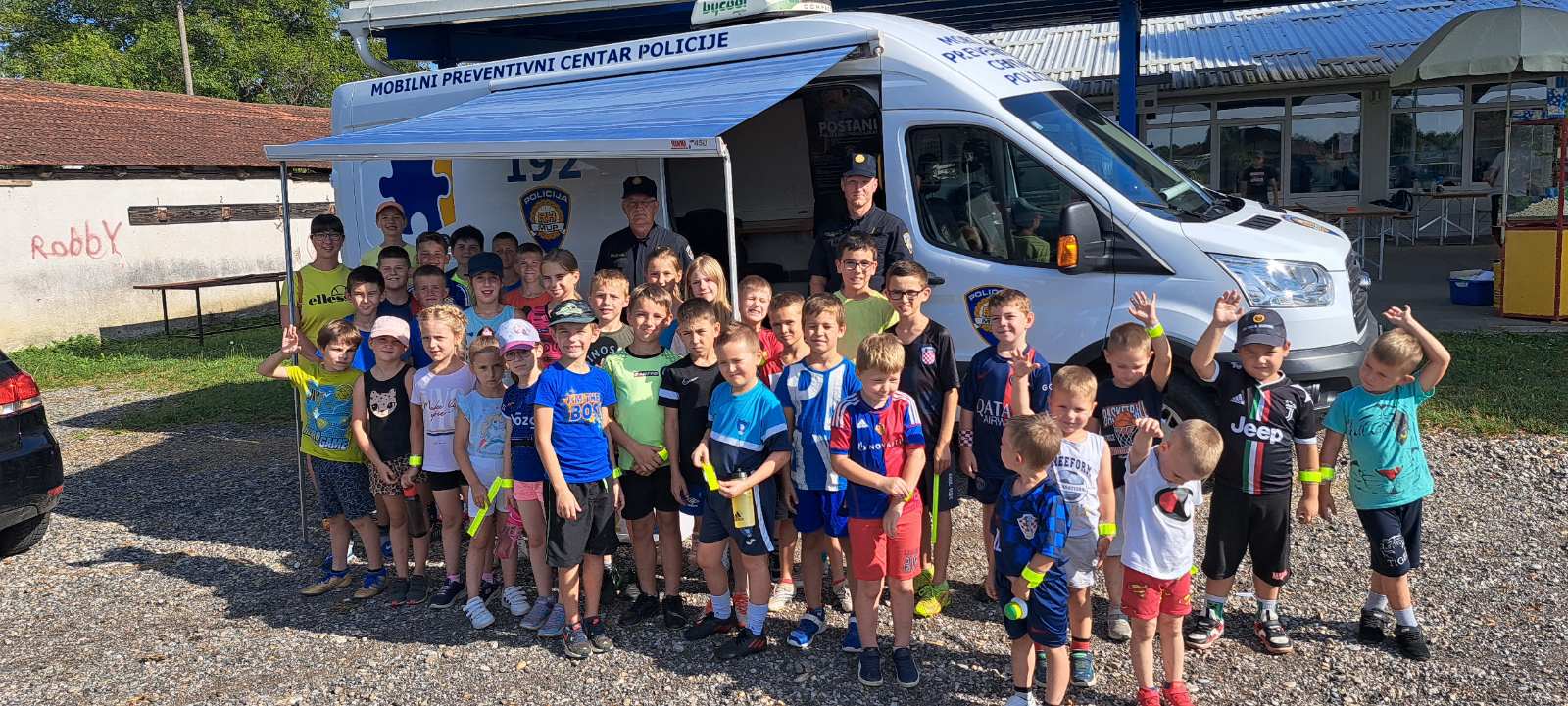 Policija na nogometnom kampu u Donjoj Dubravi