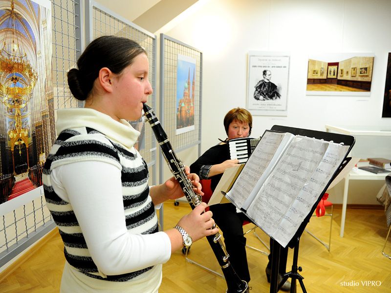 335614370dsc1670750866