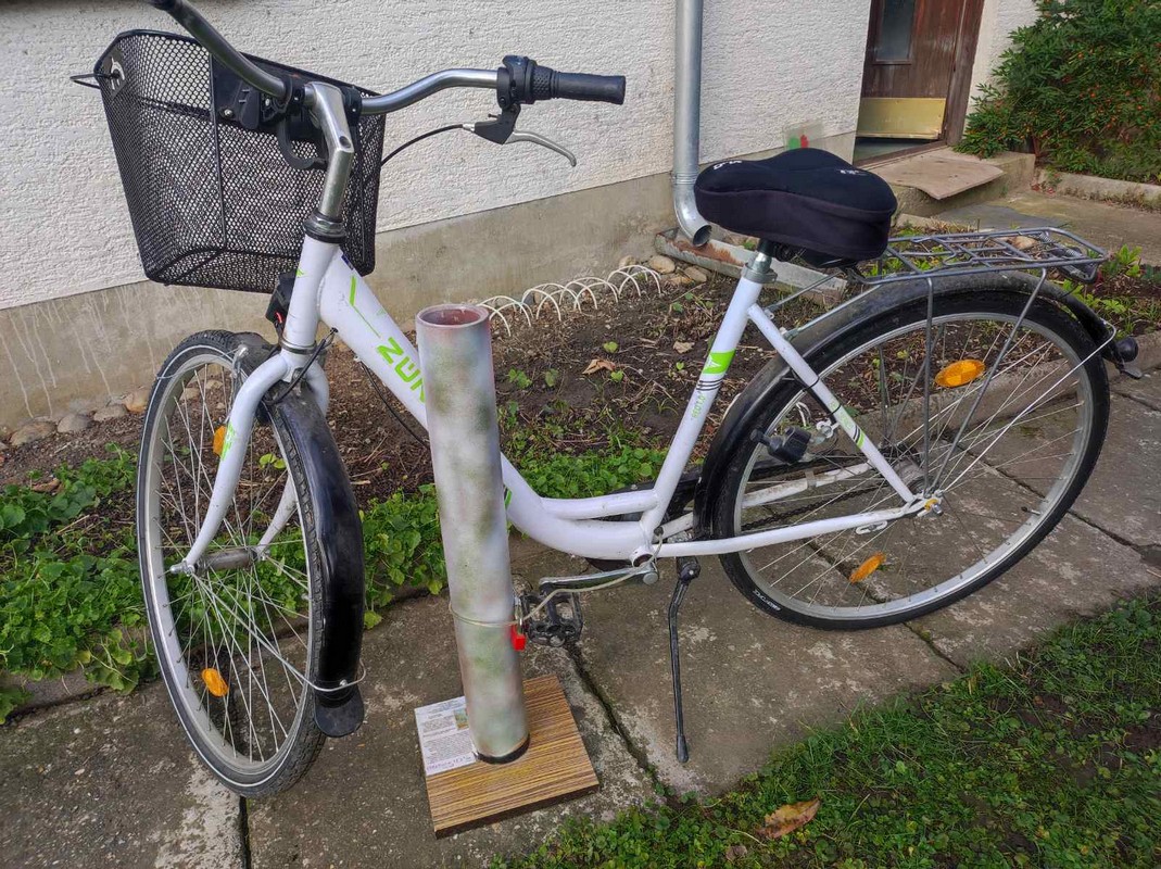 NEVIDLJIVA SAJLA ZA ZAŠTITU BICIKLA Kreativan i praktičan izum Zvonimira Dolenca iz Preloga NEVIDLJIVA SAJLA ZA ZAŠTITU BICIKLA Kreativan i praktičan izum Zvonimira Dolenca iz Preloga