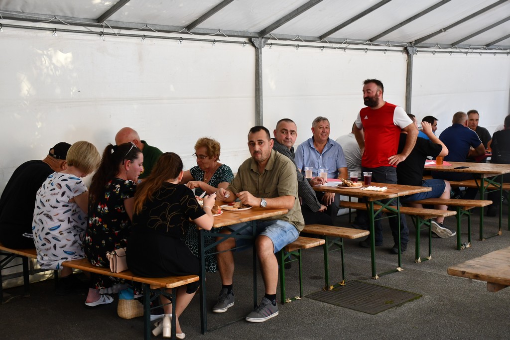 ZAHVALILI IM Ručak za istinske heroje Pušćina