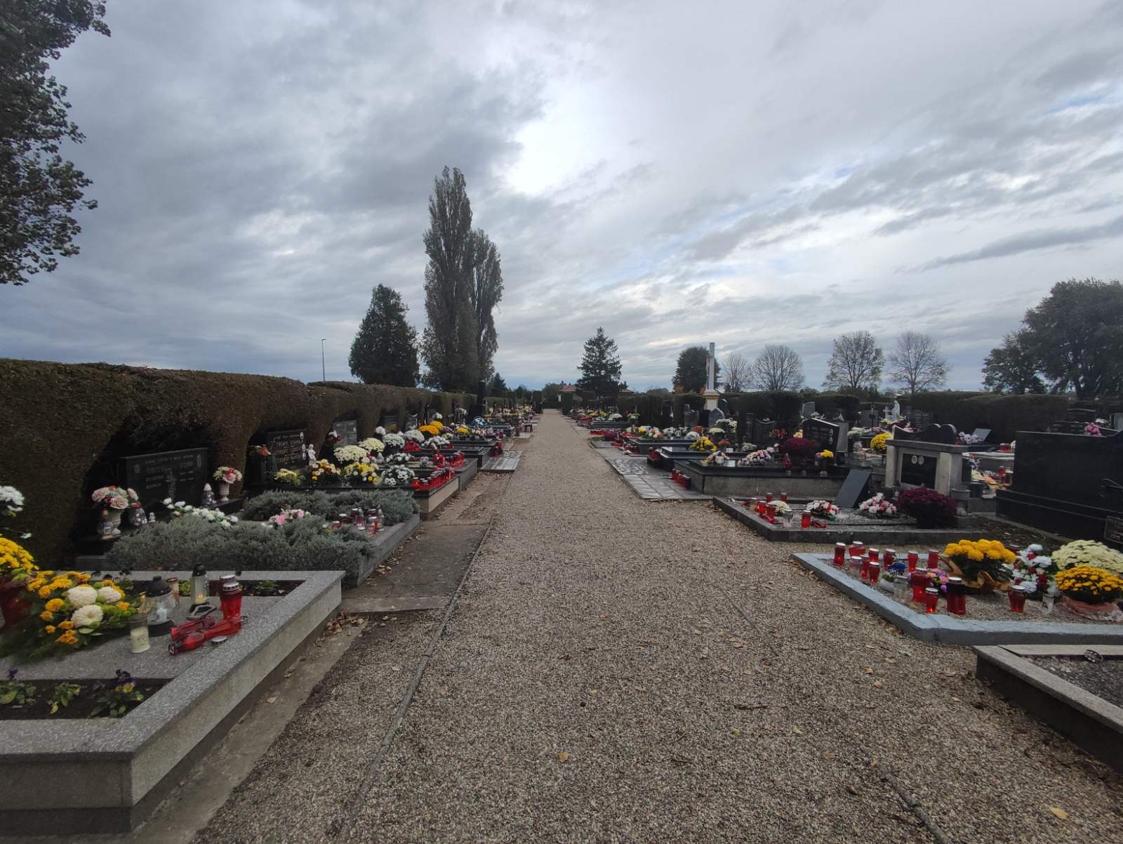 FOTO Spokojan Dušni dan na kotoripskom groblju