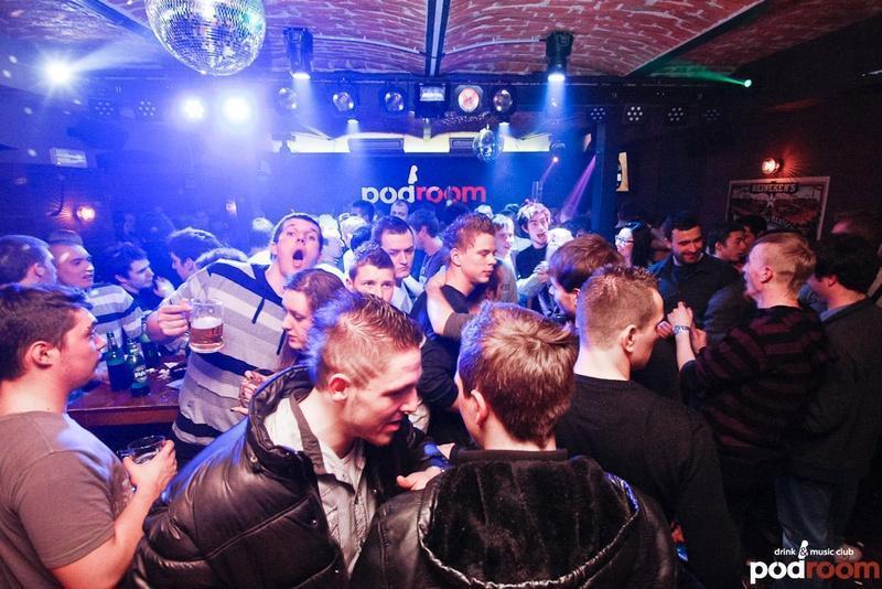 slika0015 Podroom (Subota, 23.3. – Pop Mash & House Smash – DJ Nixou)